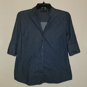 New York and Company Blue Button-Up Short Sleeve Shirt